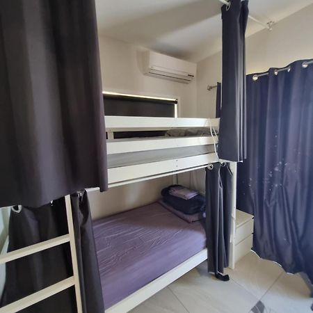 Homestyle Hostel - 18-36Yrs Caloundra Luaran gambar